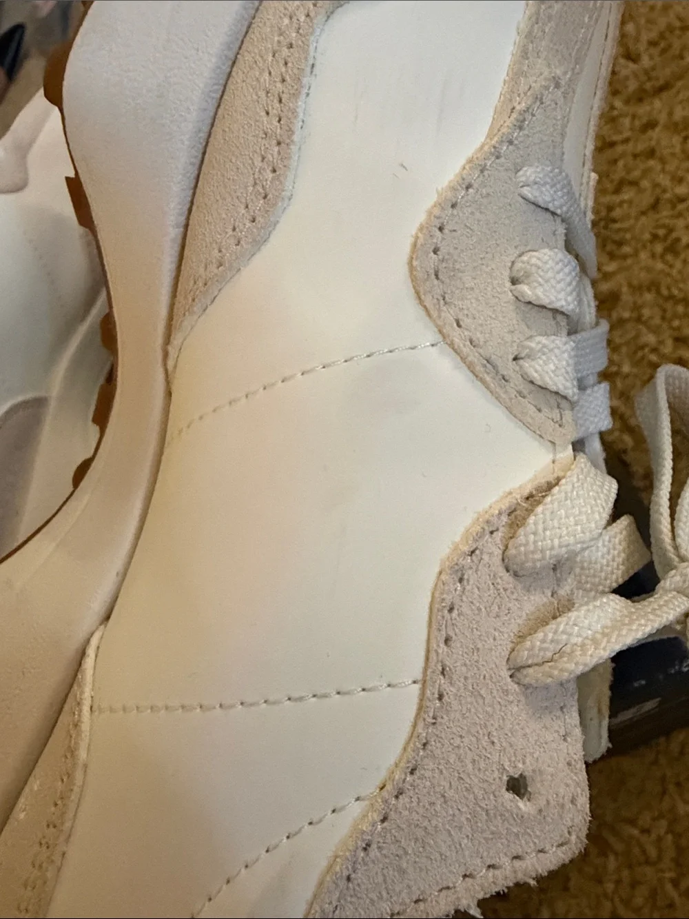 New Balance 327 sneaker